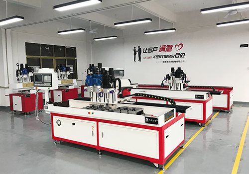 為什么企業(yè)都喜歡使用自動鉆孔機(jī)？